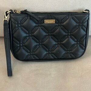 Gently used ♠️KATE SPADE Astor Court Linet Wristlet wallet zip pouch card holder